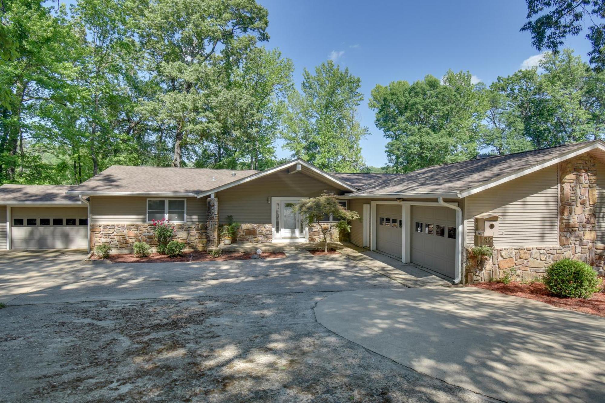 Lakefront Retreat With Deck, Dock And Resort Amenities Hot Springs Exterior foto